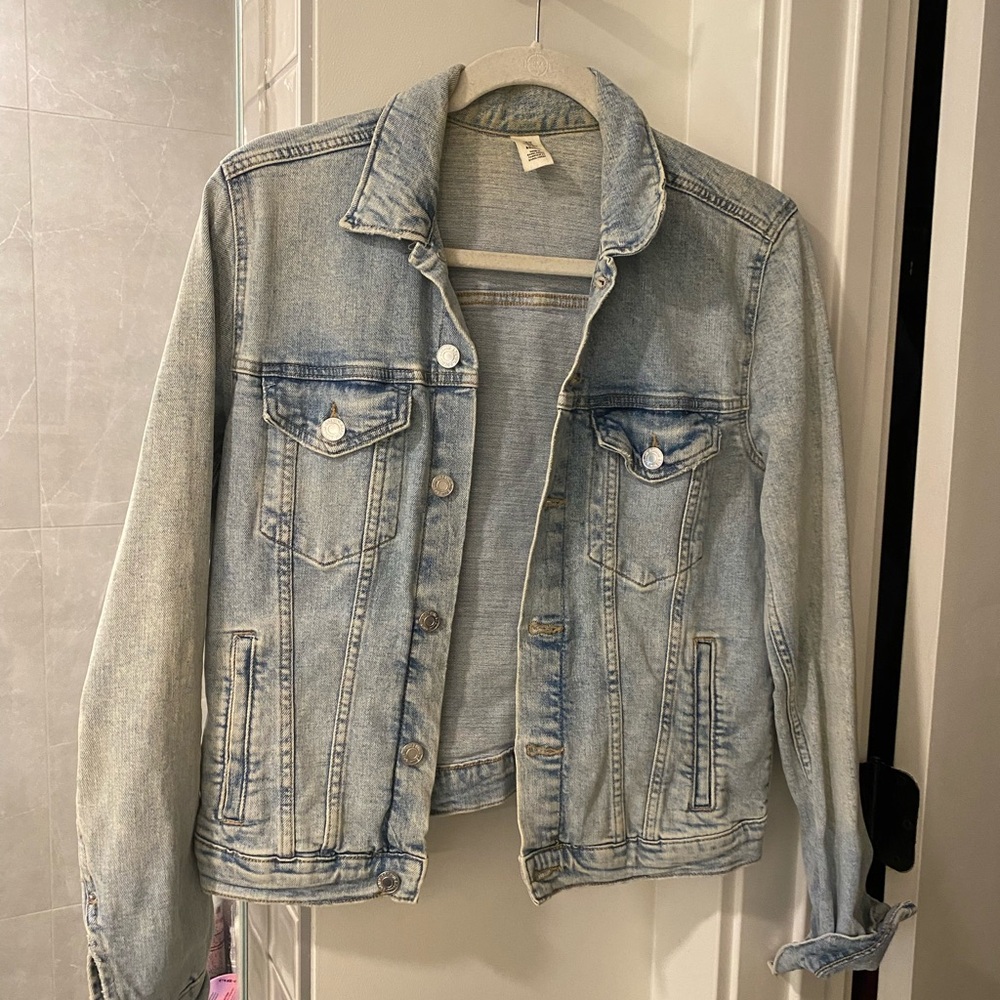 Light wash jean jacket